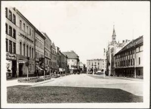 Striegau (Strzegom/Polen). Ring mit Rathaus. Straßenbild