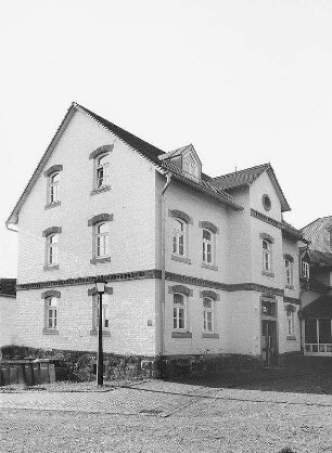 ''Russenhaus'' (Wohnhaus); Linsengericht, Hauptstraße 19