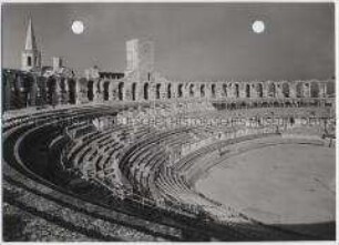 Arles, Amphithéâtre (Amphitheater)