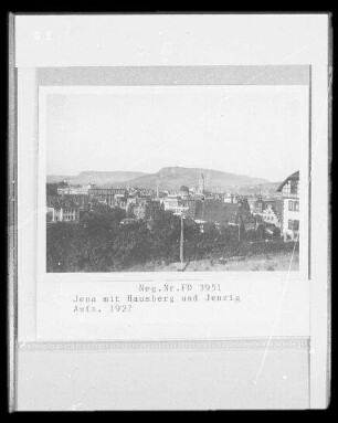 Jena, Stadtansicht : Jena mit Hausberg und Jenzig