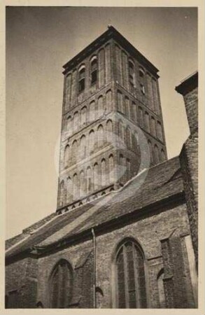 Turm der katholischen Stadtpfarrkirche Glogau