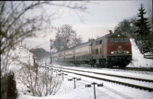 Fichtenberg Lok 218 225 D2856 Neuenmarkt-S UIC-X-Wagen