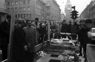 Freiburg: Grundsteinlegung zum Bertoldsbrunnen