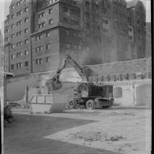 Greifer, Dresden, 1991