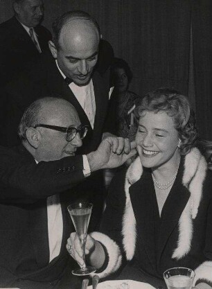 Arthur Brauner, Robert Siodmak, Maria Schell