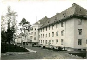 Dresden-Neustadt, Marienallee. Infanterieschule der Reichswehr. Unterkunftsgebäude von Nordost