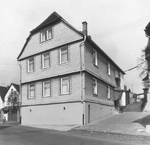 Fachwerkwohnhaus; Altenstadt, Kirchgasse 19