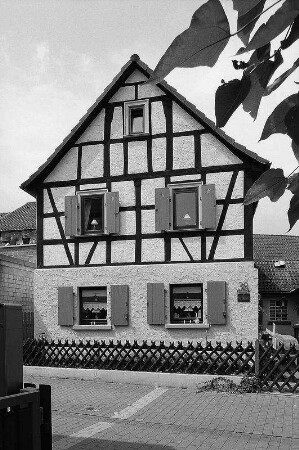 Ehem. Synagoge (Wohnhaus); Friedrichsdorf, Alt Seulberg 38