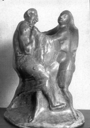 Faun und Nymphe & Tanzendes Paar : Faun und Nymphe (Tanzendes Paar). Mutz-Keramik; H. 18,2 cm (1903/1904; E. Barlach). Güstrow: Atelierhaus am Inselsee