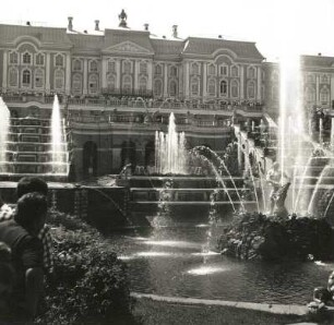 Peterhof (Petrodworez bei Leningrad). Großes Palais und Große Kaskade