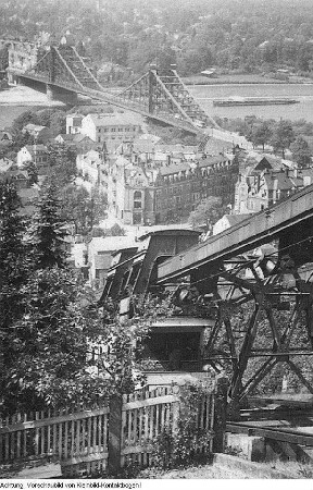 Dresden, Jugendgruppe, 15. Stadtbezirk - Loschwitz, Schwebebahn - Schauspieler Gerhard Vogt, 1946