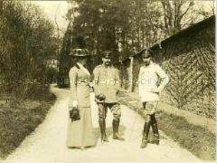 Das Kaiserpaar bei Kronprinz Wilhelm an der Westfront