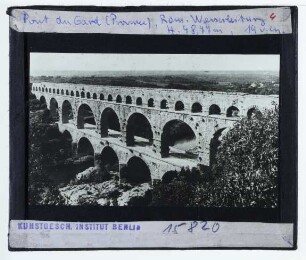 Nîmes, Pont du Gard