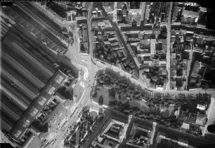 Leipzig, Hauptbahnhof, Bahnhofsplatz (senkrecht)