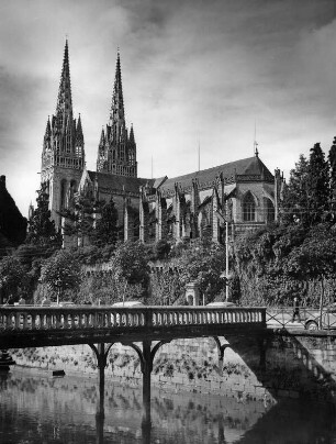 Quimper. Saint-Corentin (Baubeginn 1240, Vollendung 1846/1855)