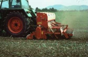 Fotografie: Drillkombination, Drillmaschine, Zinkenrotor, Kastendrillmaschine, Breitsaat