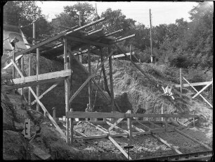 Maulbronn, Bf, Straßenbrücke beim Bau der Tunnel- Umgehung