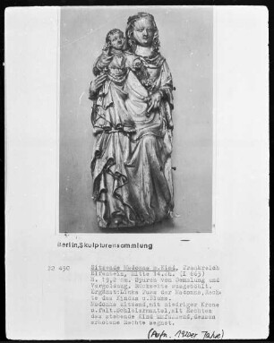 Sitzende Madonna mit dem Kind, das auf ihrem Knie steht