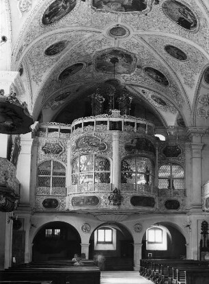 Eichstätt. Benediktinerinnenkloster- und Pfarrkirche Sankt Walburg (1629-1631; M. Barbieri). Innenansicht