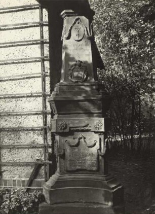 Grabmal Peter Anton Dallera (1731-1783)