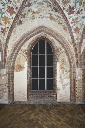 Könige des Alten Testaments, Propheten und Apostel unter Baldachinen — Fragmente zweier Apostel unter Baldachinen