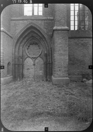 Neubrandenburg. Stadtkirche St. Marien. Portal