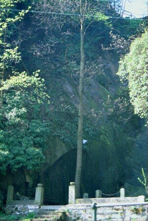 Nische des ehemaligen Burgbrunnens