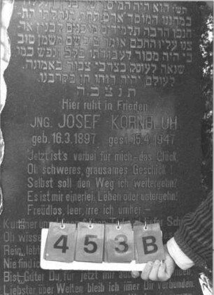 Grabstein 453 (Index: 99786441) Maße HxBxT: 169x62x29 cm Symbolik: Davidstern Besonderheit: kulturhistorisch wertvoll / hist.-wiss. Gründe (Gemeindestellung): Grabstein 453B