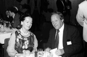 27. Tagung 1977 Chemiker; Sitzreihen im Theater: ?, Feodor Lynen