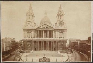 St. Paul's Cathedral, Westfassade.