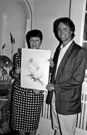 Haus der Natur: Loki Schmidt eröffnet Kunstausstellung des kandischen Ornithologen Jack Poll
