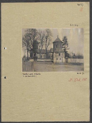 In und bei Targovistea: Rumänische Kirche in Sotanga