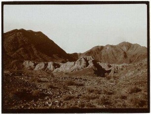 Terrasse (13-20 m hoch) w. [wadi] es-sech [esch-schech, Wadi esch-schech]