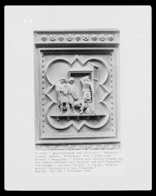 Tür — Zyklus mit Darstellungen aus dem Leben Johannes des Täufers und mit Tugenddarstellungen — rechter Flügel, 3. Reihe, rechtes Relief: Enthauptung des Johannes
