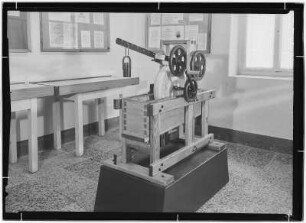 Friedrich-Gottlob-Keller Gedenkstätte in Krippen. Modell für Holzschliffversuche