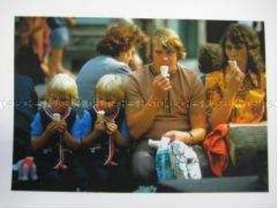 Sommer in Erfurt, Familie mit Eiswaffeln