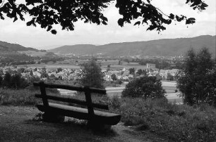 Blick von der Wallfahrtskapelle Giersberg ins Dreisamtal