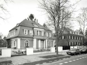 Haus Edelstein mit Garage; Berlin, Steglitz-Zehlendorf