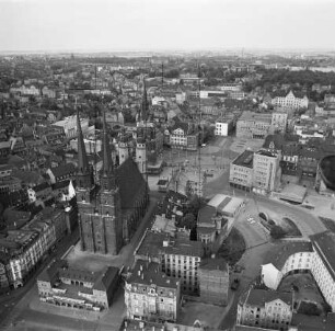 Marktplatz von Halle (Saale) : Blickrichtung Nordosten