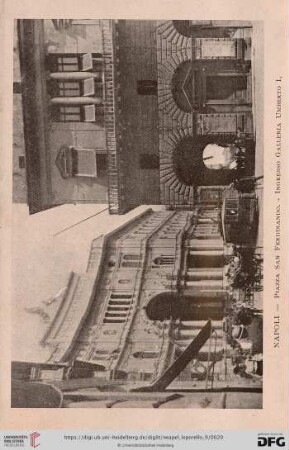 Napoli – Piazza San Ferdinando. – Ingresso Galleria Umberto I. – Place St. Ferdinand – Entrée du côté de la Galerie Humbert I. – Piazza S. Ferdinando – Entrance Gallerie Umberto I. – Hl. Ferdinand-Platz – Eintritt: Galerie Humbert I.