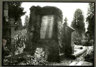 Friedhof, Grabstein