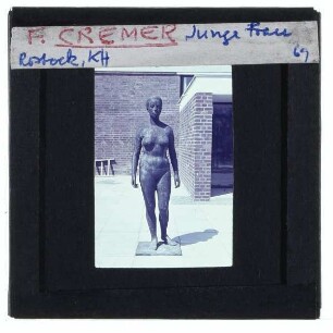 Cremer, Junge Frau