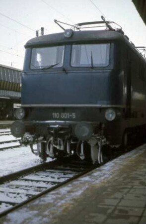 Nürnberg Hbf. Lok 110 001