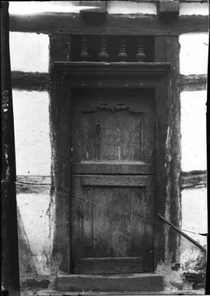Kürnbach Burgstraße 5 - Fachwerkhaus Eingangstür