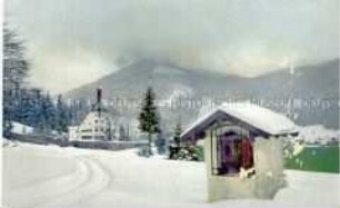 Kapelle und Hotel? im Schnee