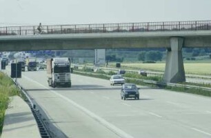Überführung Gem.-Str. über A 7 (km 292+486) Nieders.