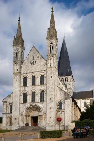 Frankreich. Haute Normandie. Seine Maritime. Saint Martin de Boscherville. Abbaye Saint Georges. 1080 bis 1125 errichtet
