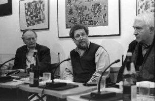 Brecht-Haus : Im Brecht-Haus: "Poesiealbum" mit Übersetzer xxx, Richard Pietrass und Nikolai Kantchev