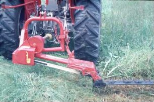 Fotografie: Futtererntetechnik, Fingerbalkenmähwerk, Heckanbau