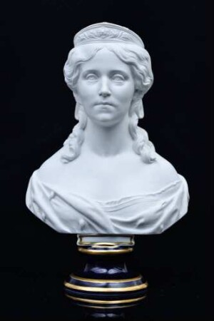 Bisquitbüste mit Sockel, Kronprinzessin Augusta von Preußen